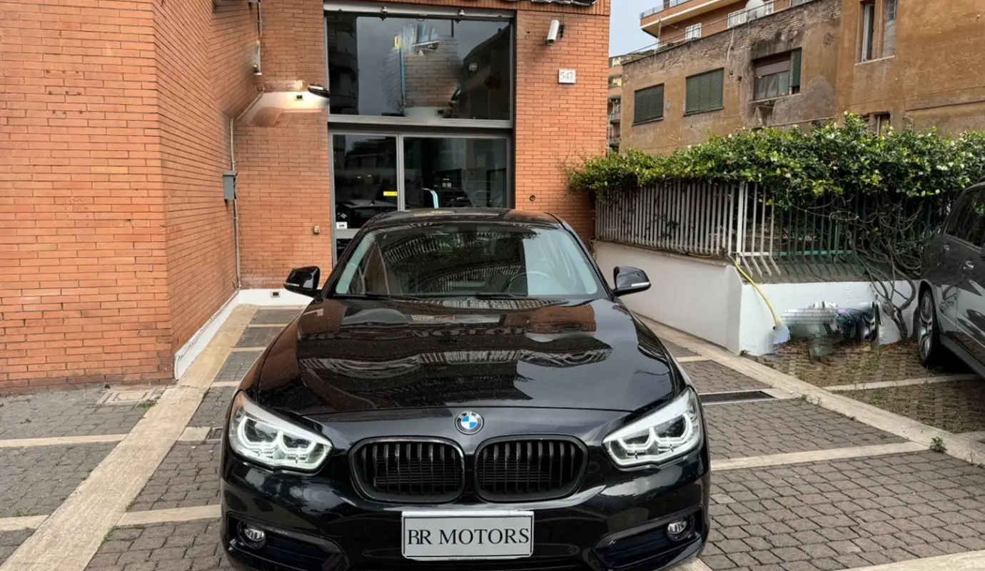 BMW 116 d Auto 5p Urban – LED-NAVI-VIRTUAL COCKPIT !!