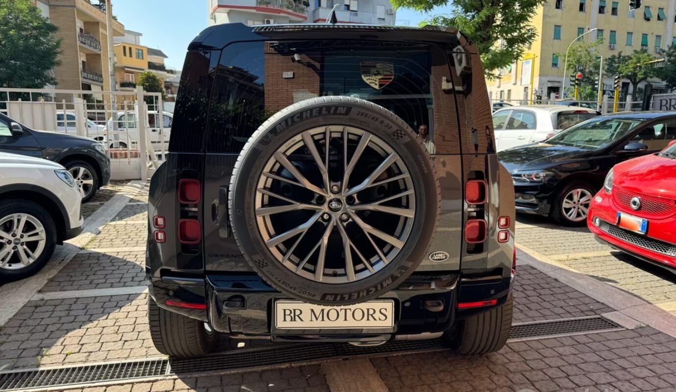 Land Rover Defender 110 i6 mhev 300cv X-Dynamic HS