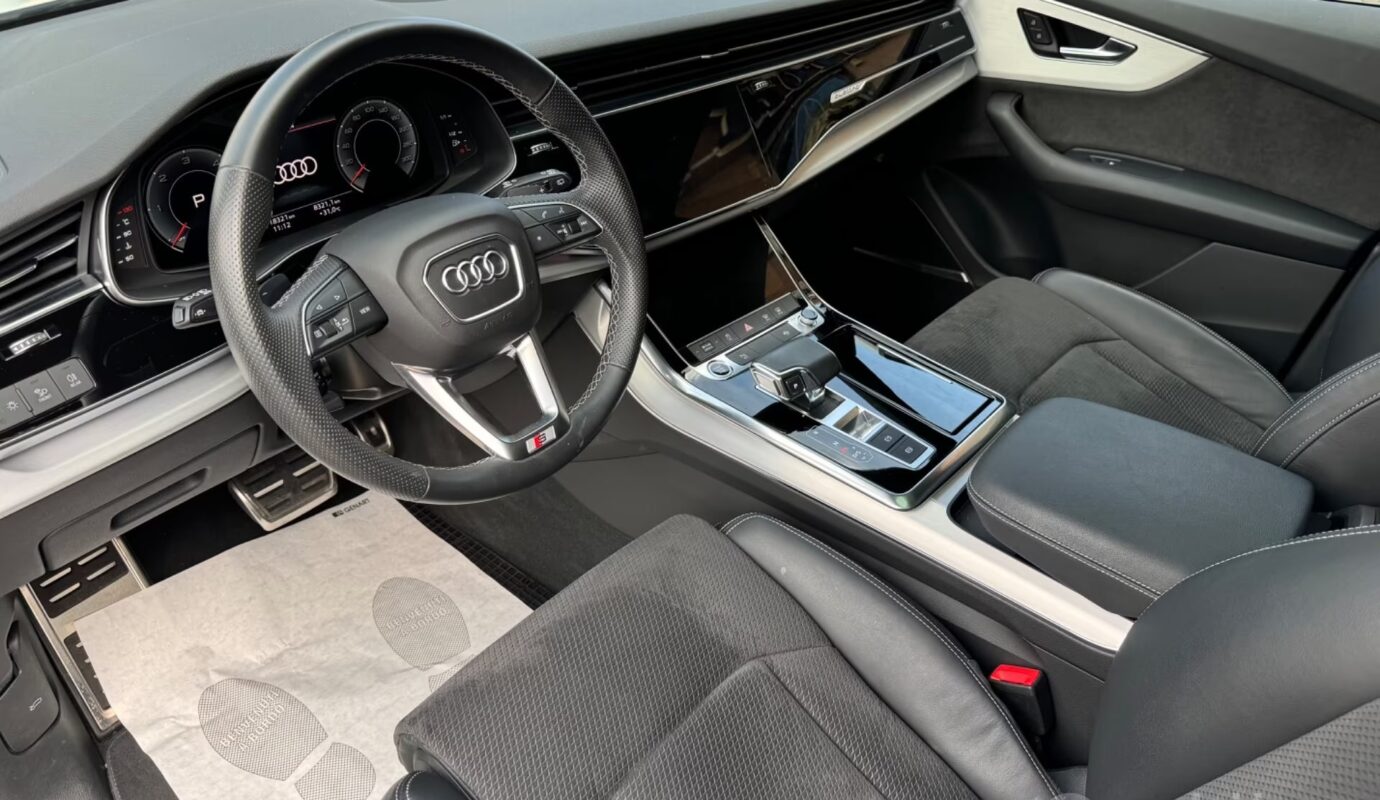 Audi Q8 50TDI Sport TETTO-SOSP.-C21 – SOLO 18.321K