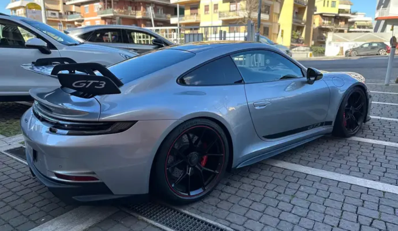 Porsche 992