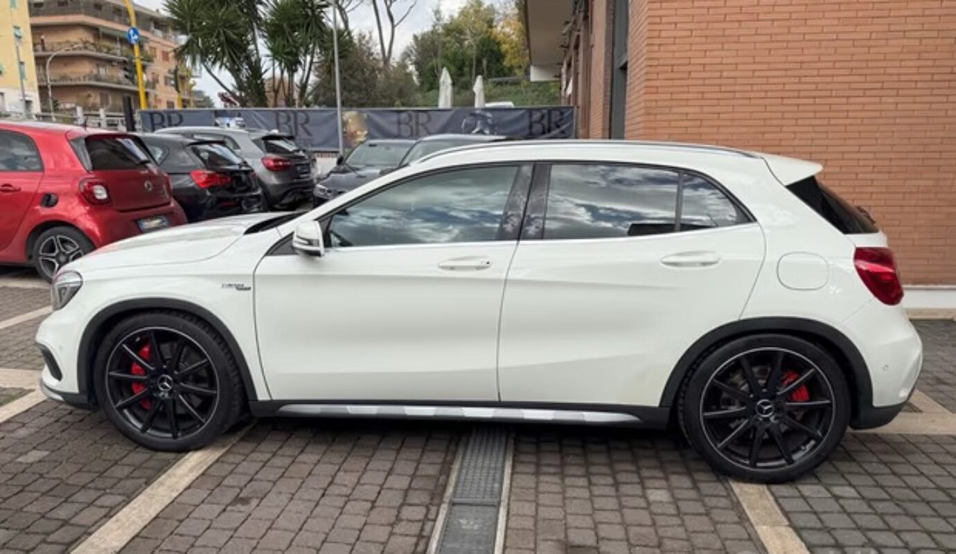 Mercedes-benz GLA 45 AMG 4Matic 360cv – FATTURABILE