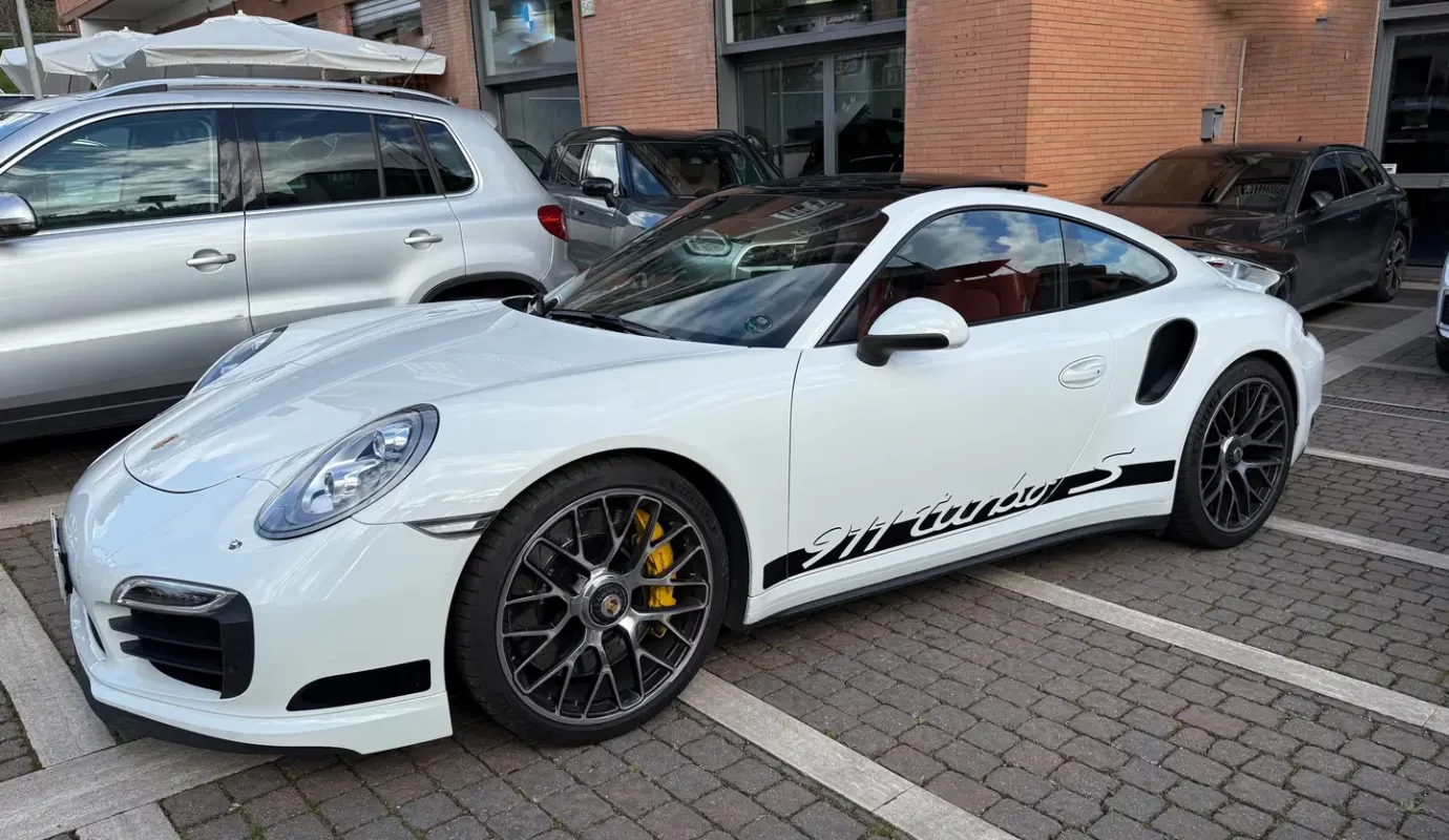Porsche 991 911 Turbo S 560cv
