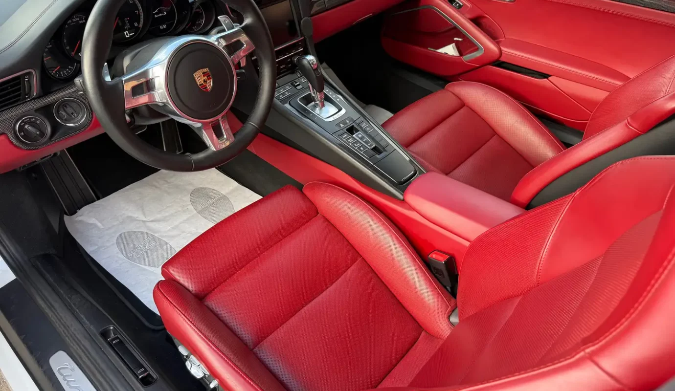 Porsche 991 911 Turbo S 560cv