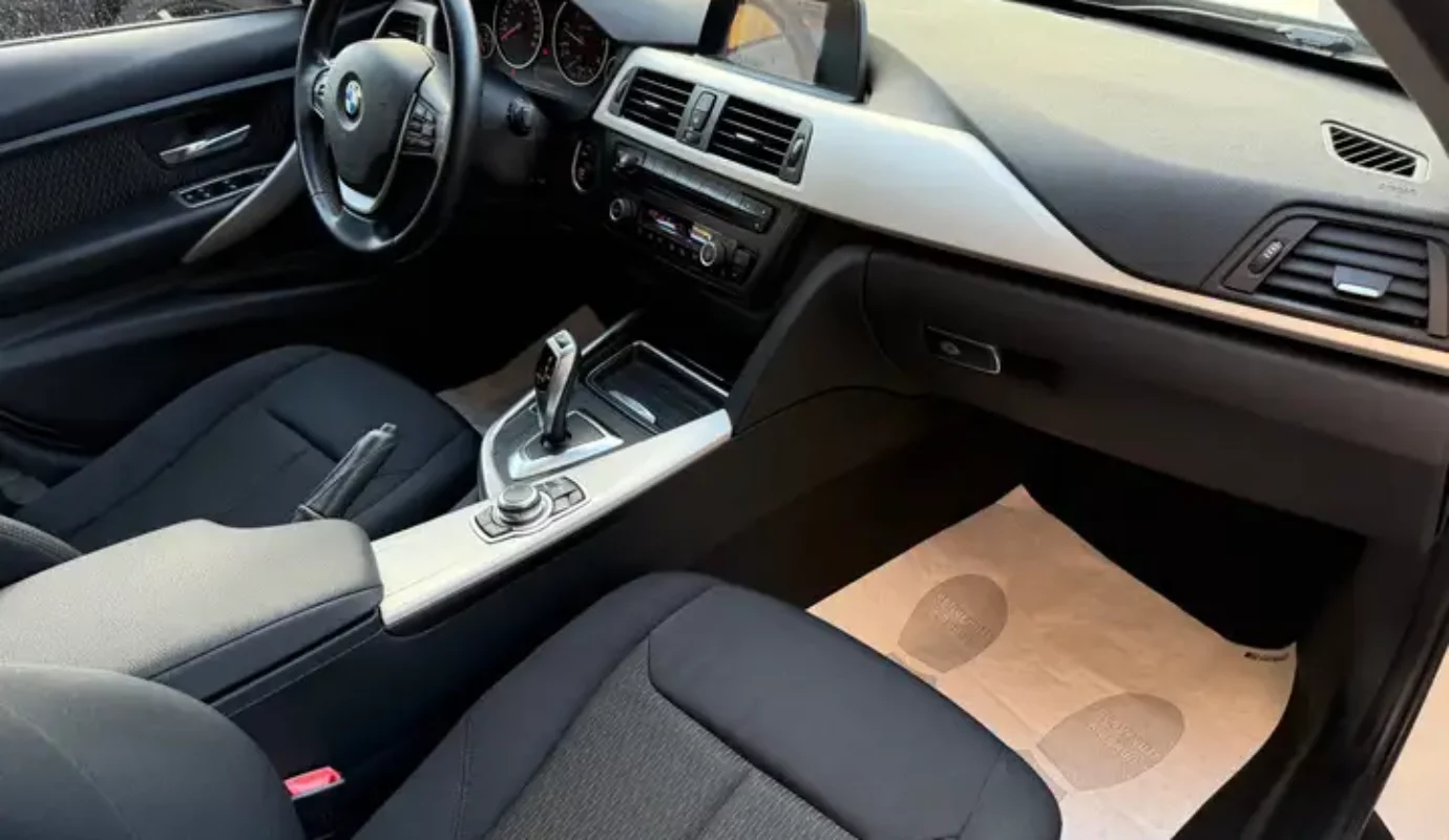 BMW 318 d Touring Modern