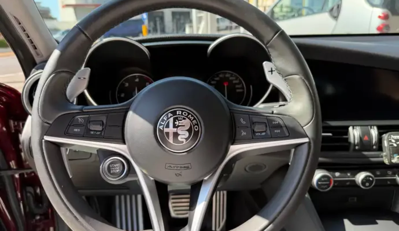 Alfa Romeo Giulia 2.2 t Veloce Q4 210cv