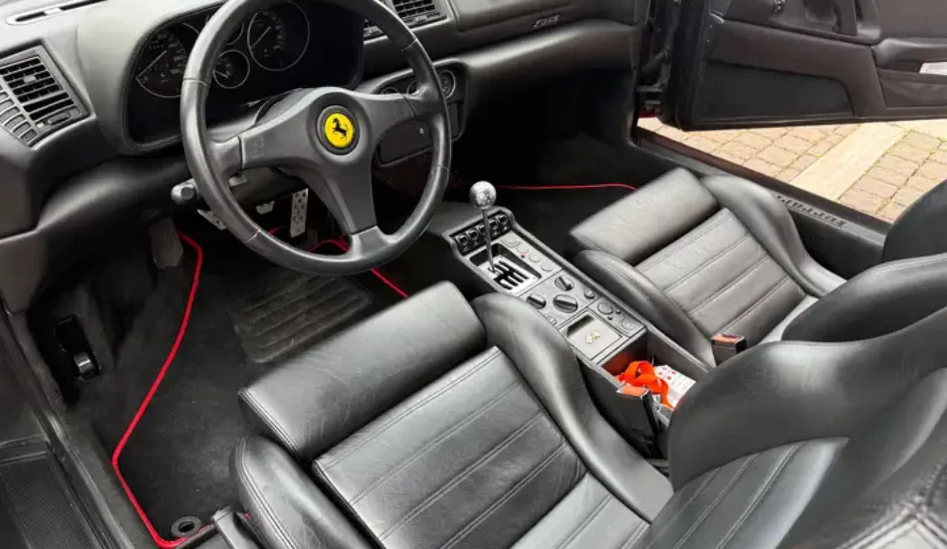 Ferrari F355 Berlinetta 2.7