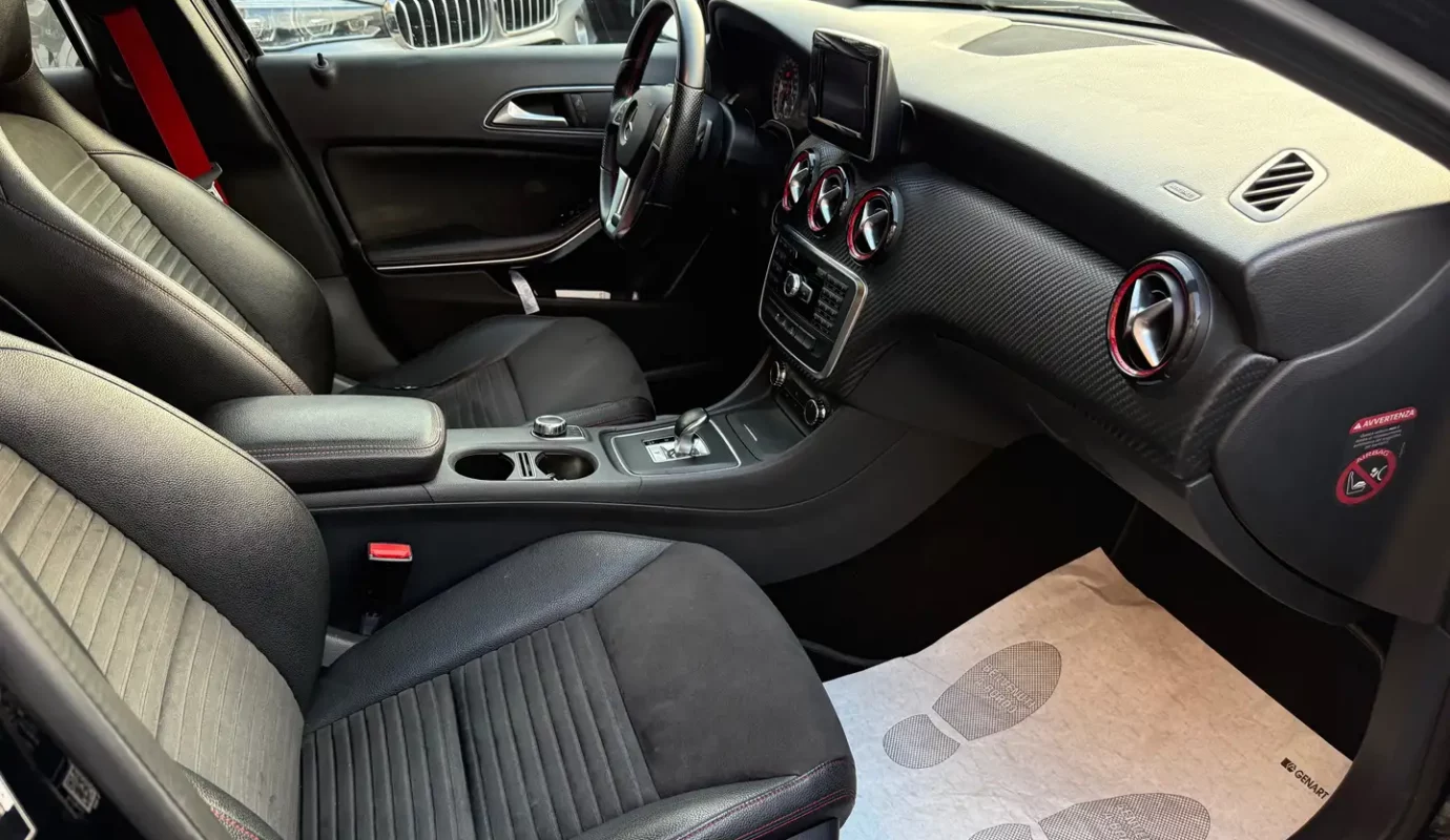 Mercedes-Benz A 45 AMG