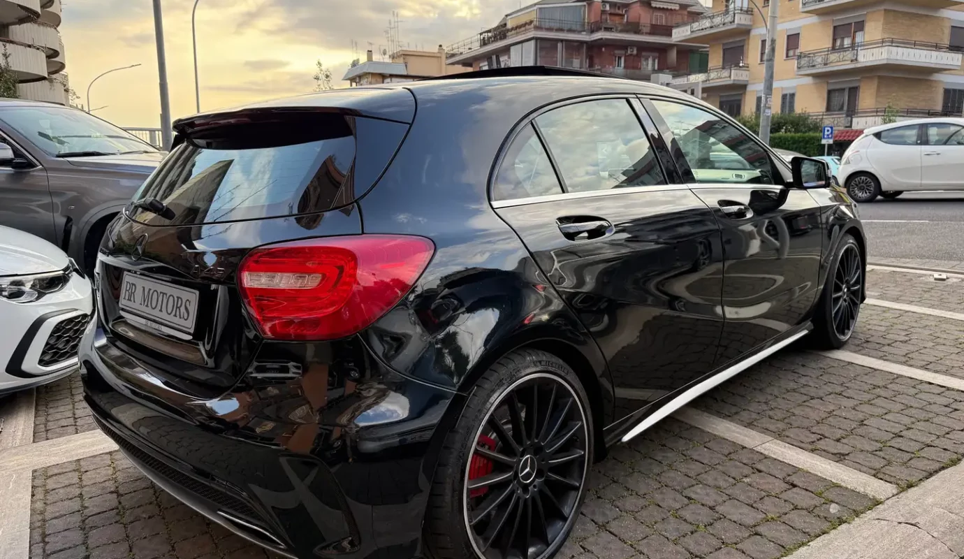 Mercedes-Benz A 45 AMG