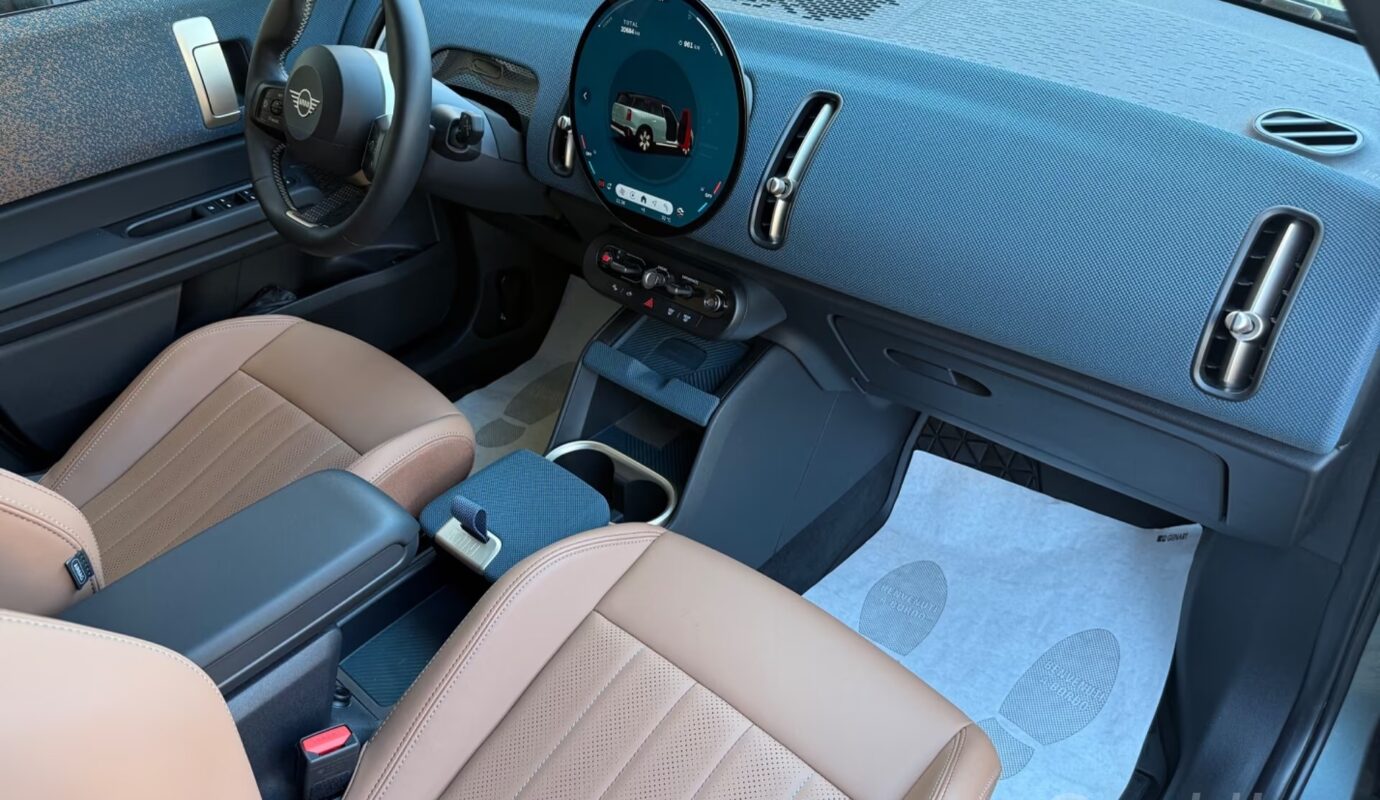 Mini Cooper D Countryman Favoured – Super Full
