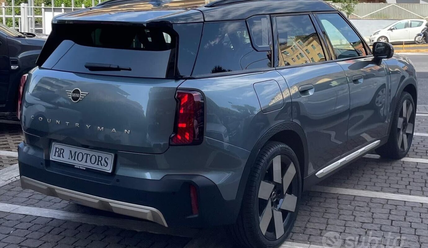 Mini Cooper D Countryman Favoured – Super Full