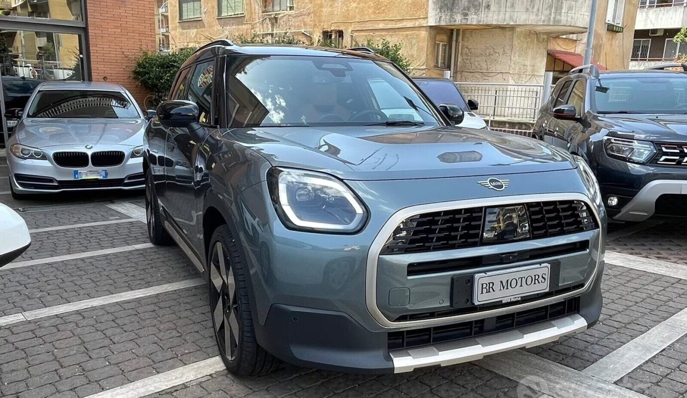 Mini Cooper D Countryman Favoured – Super Full