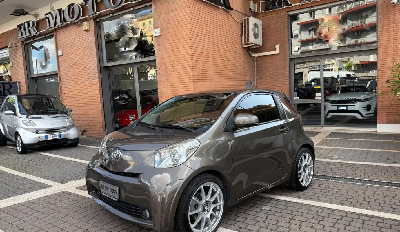 Toyota iQ 1.3 Executive CVT