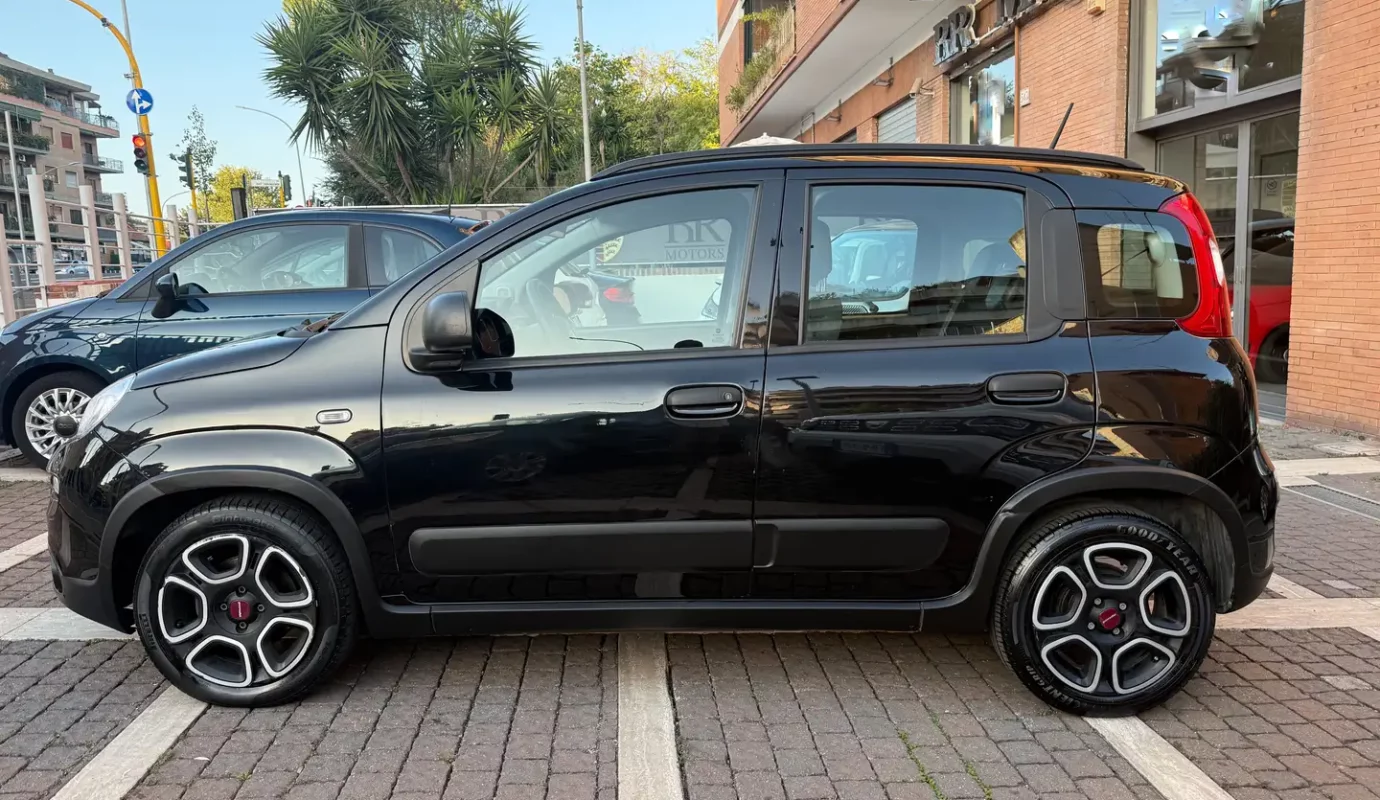 Fiat Panda FireFly Hybrid Red