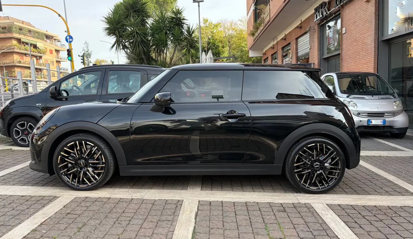 MINI Cooper S Favoured XL