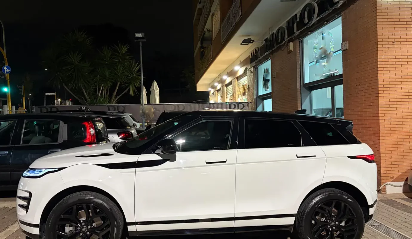 Land Rover Range Rover Evoque 2.0d i4 mhev R-Dynamic S