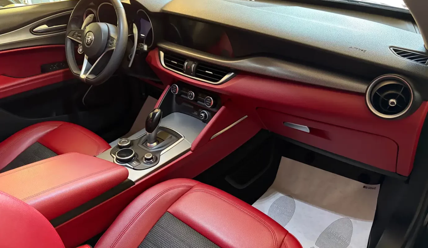 Alfa Romeo Stelvio 2.2 t B-Tech rwd