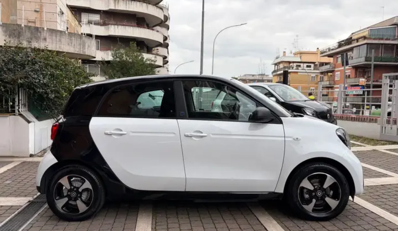 smart forFour EQ Passion
