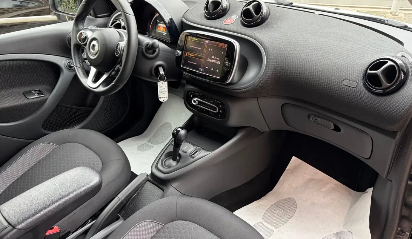 smart forFour EQ Passion