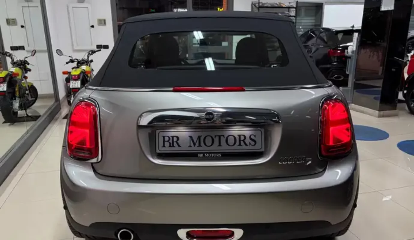 MINI Cooper D Cabrio Hype + C.AUTO