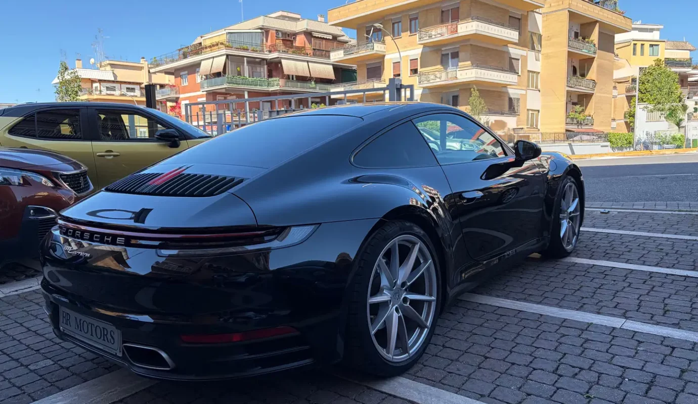 Porsche 992 /911 Carrera