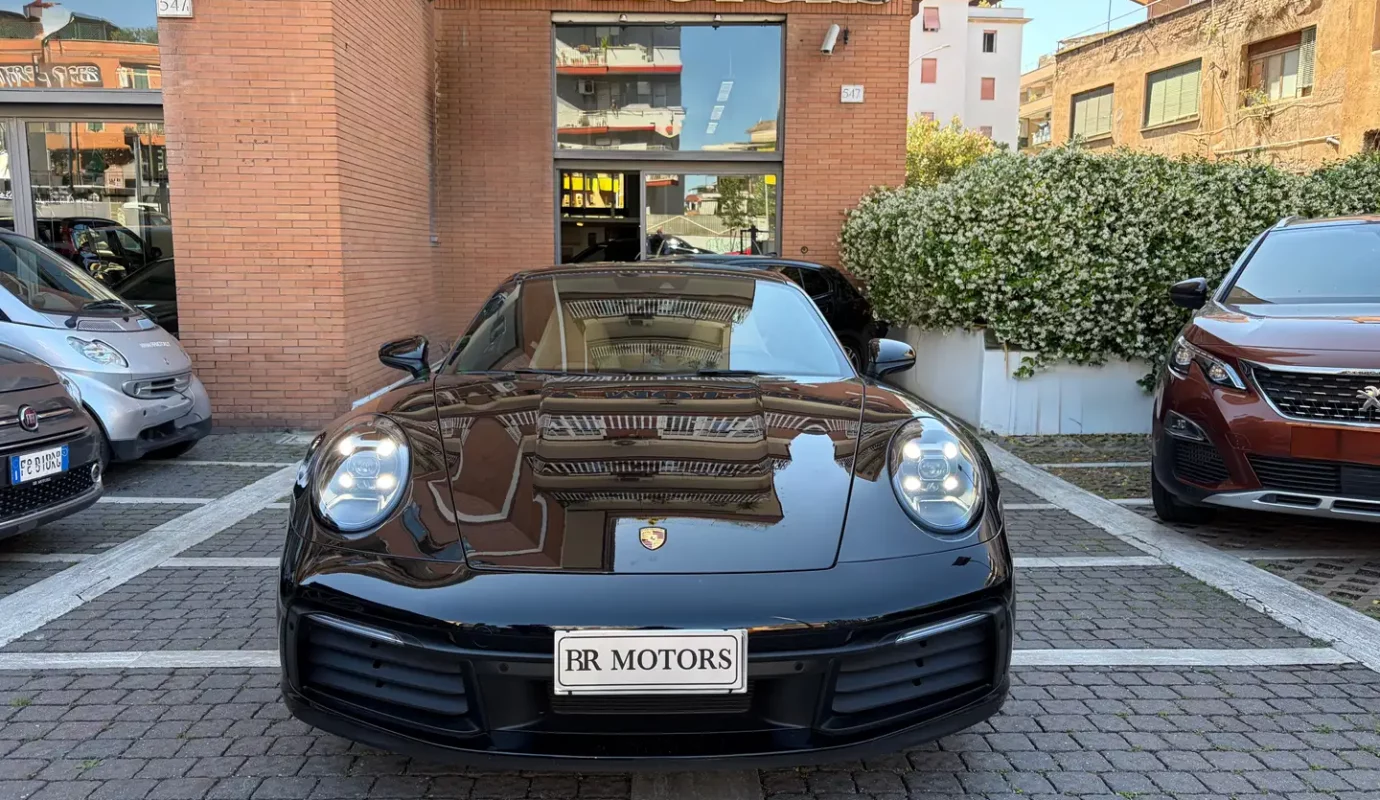 Porsche 992 /911 Carrera