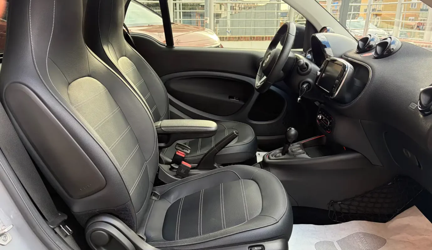 smart forTwo Eq Racingrey 22kw