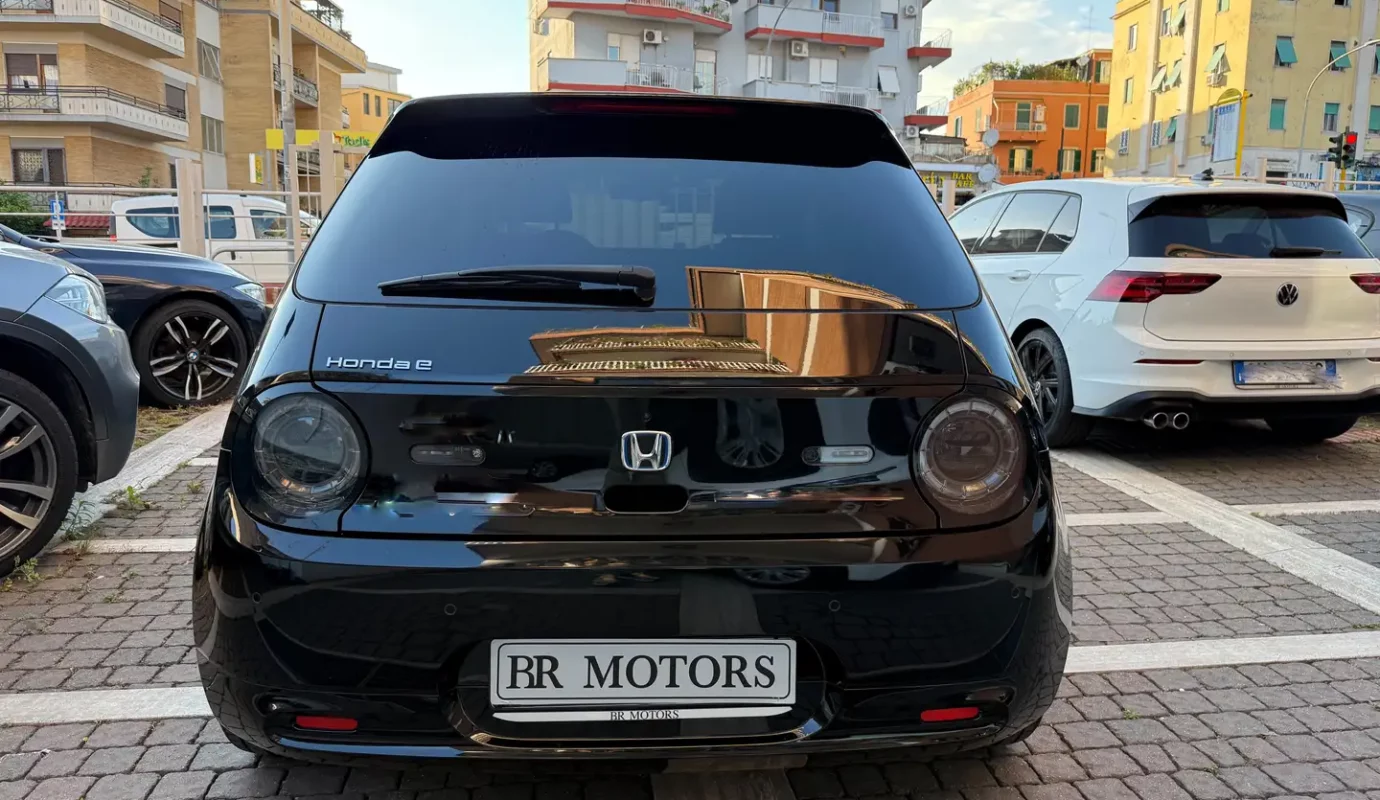 Honda e Advance 17