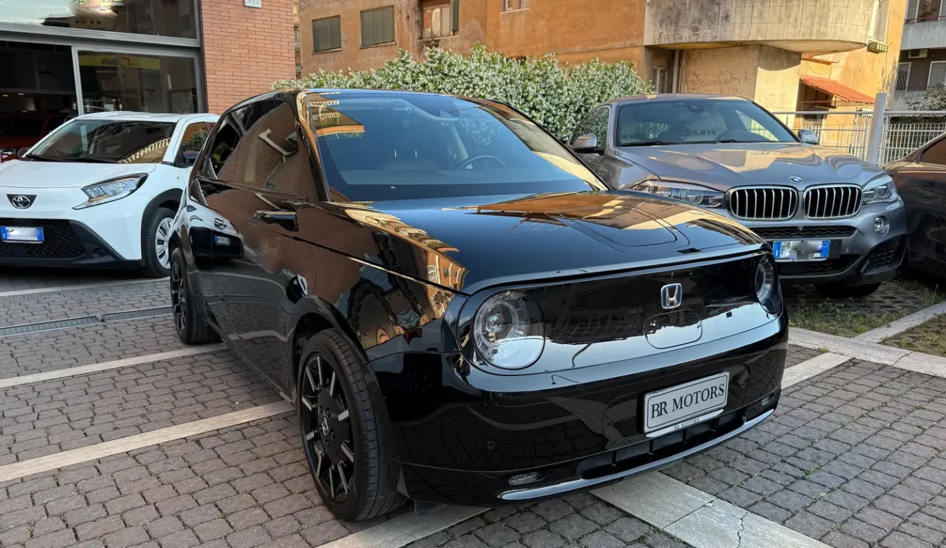 Honda e Advance 17